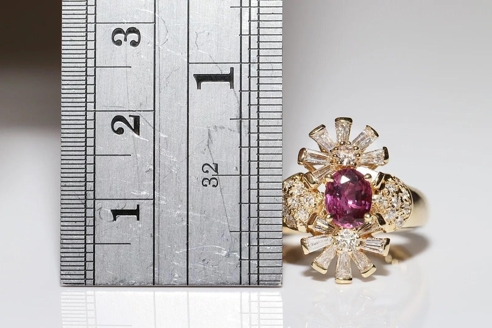 Bague navette originale des années 1980 en or 18 carats, diamant naturel et rubis en vente 9