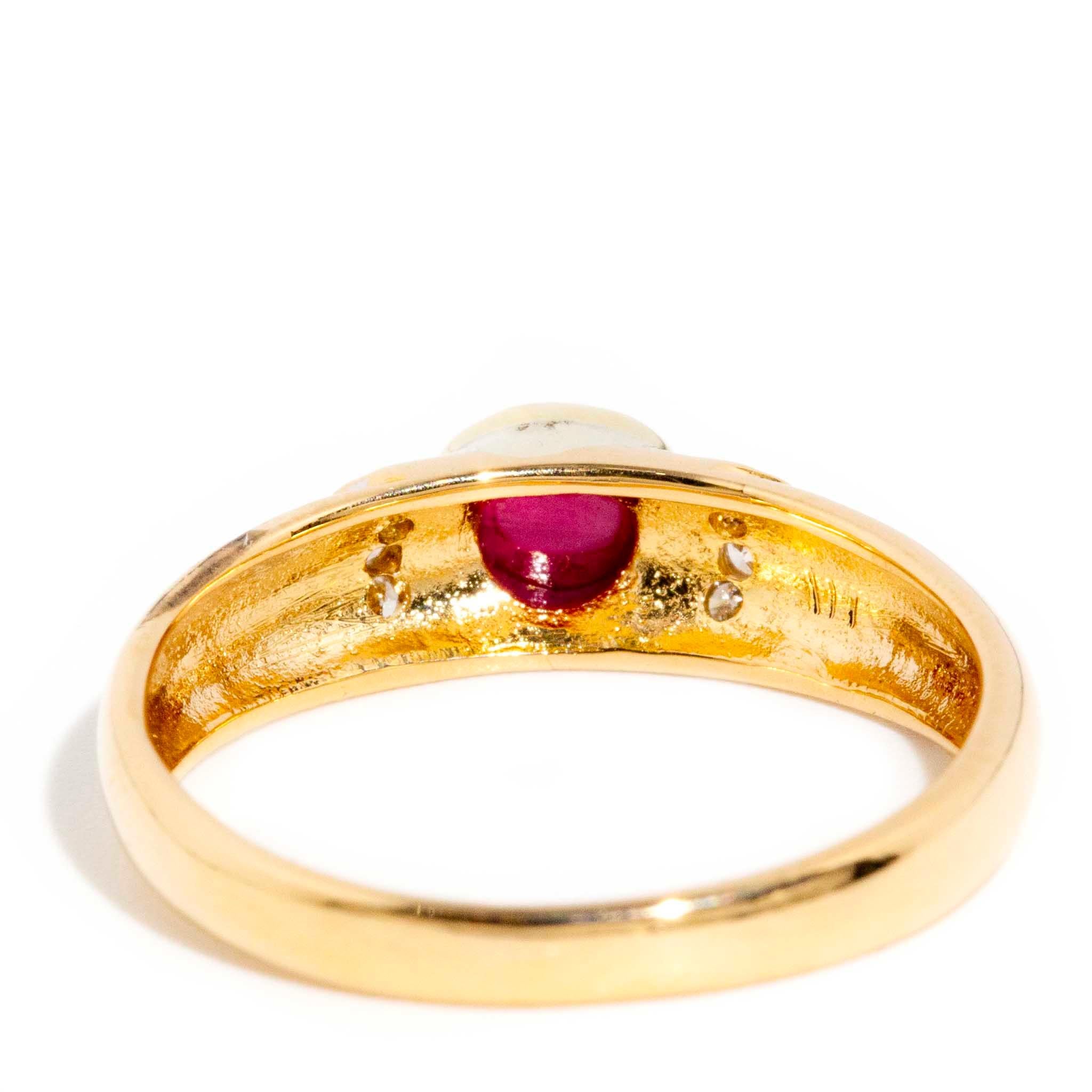 Vintage Circa 1980s Oval Ruby Cabochon & Diamond Ring 18 Carat Yellow Gold For Sale 2