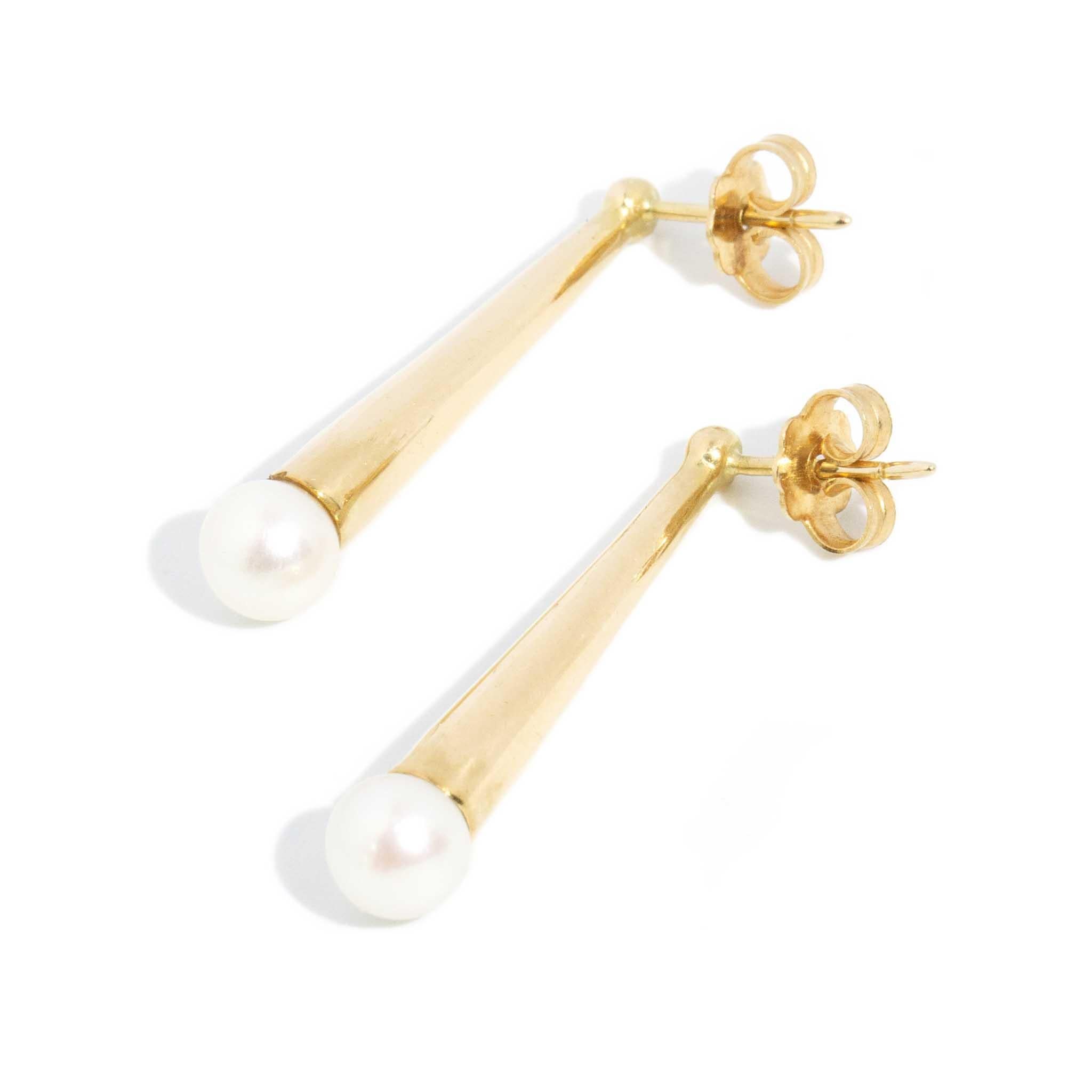 Pendientes Vintage Circa 1980 Perla Diamante Oro Amarillo 18 Quilates Moderno en venta