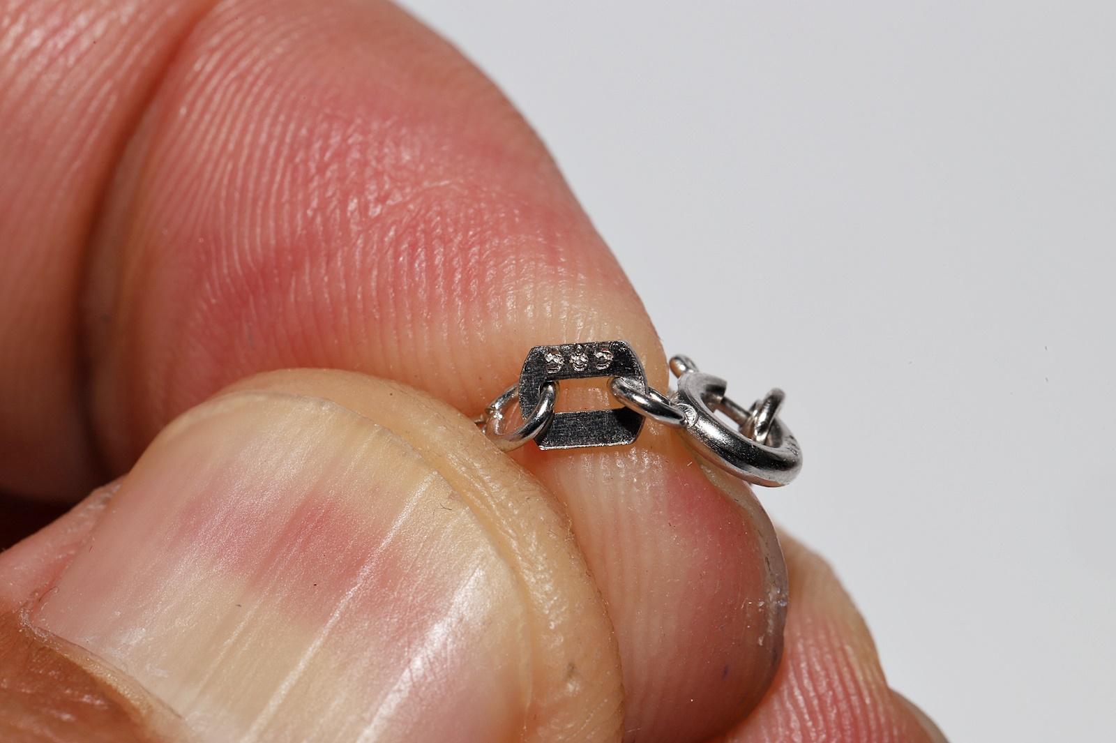 Halskette mit Solitär-Anhänger aus Platin und Gold mit natürlichen Diamanten, Vintage, ca. 1980er Jahre im Angebot 4