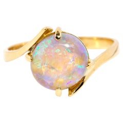 Vintage Circa 1980s Solid Australian Crystal Opal Ring 18 Carat Yellow Gold