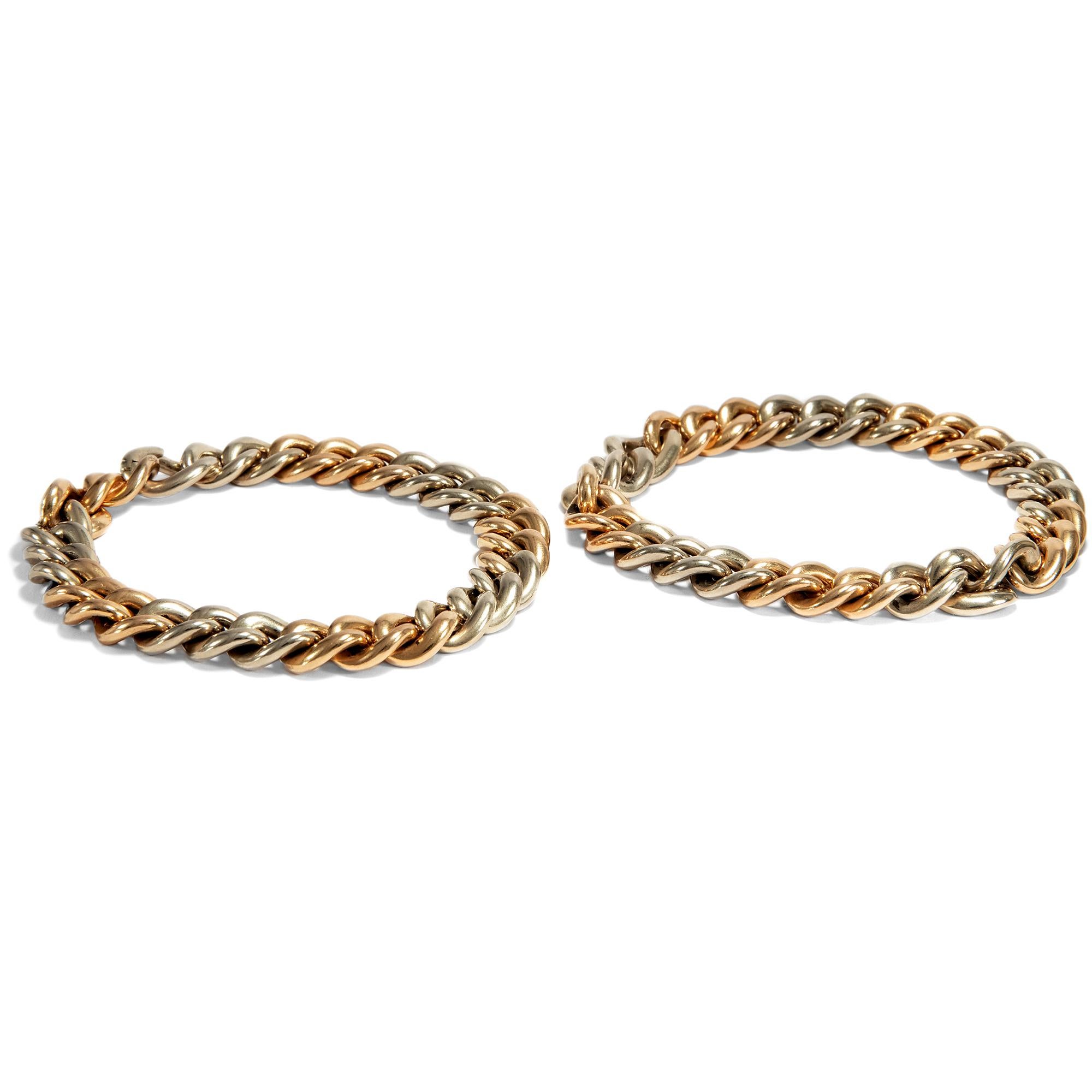 Vintage circa 1981, Pomellato 18 Karat Two-Tone Gold Necklace Two Bracelets Set For Sale 3