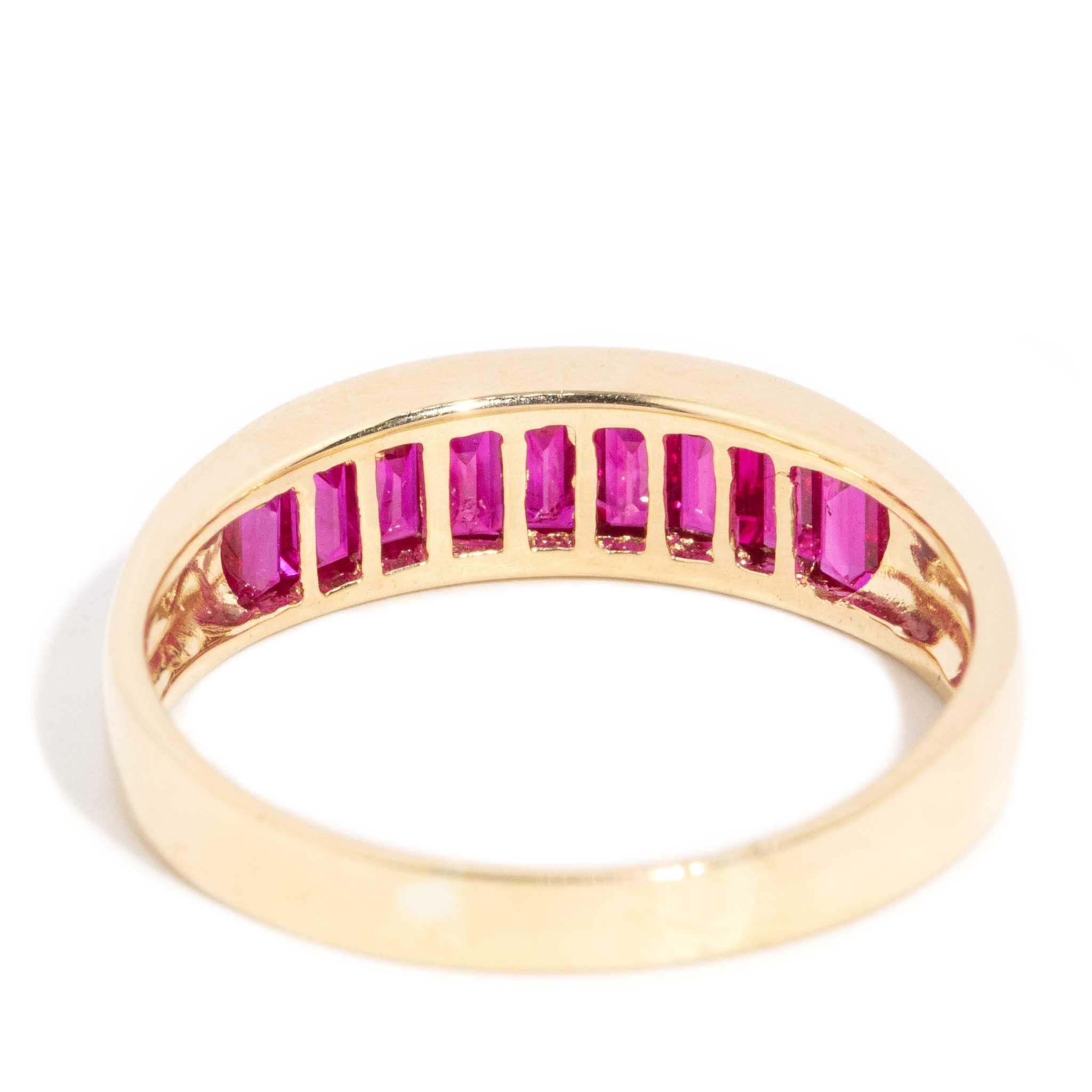 Vintage Circa 1990s 1.00 Carat Baguette Cut Red Ruby Band 18 Carat Yellow Gold For Sale 5