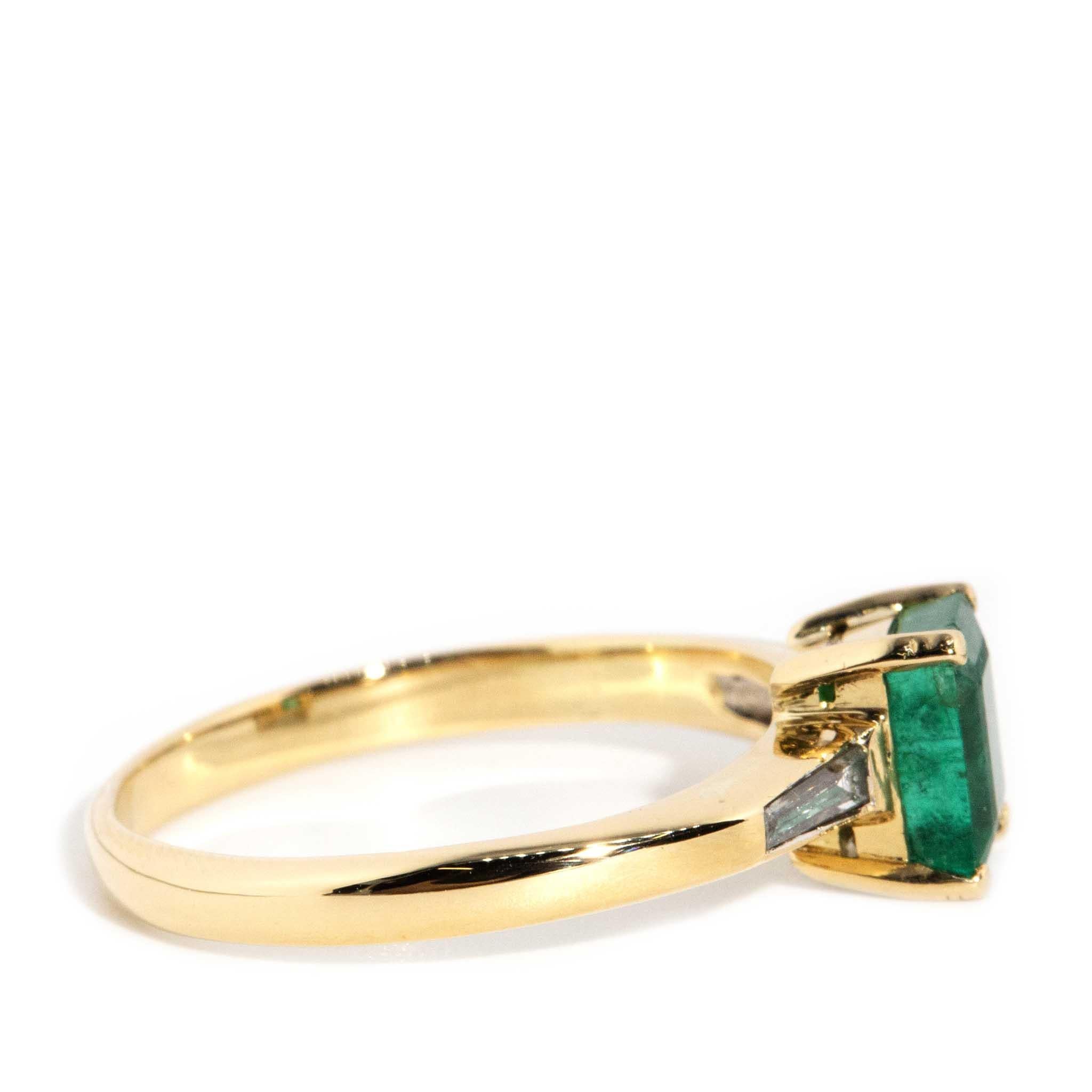 Vintage Circa 1990s 1.04 Carat Emerald & Diamond Trilogy Ring 18 Carat Gold For Sale 4