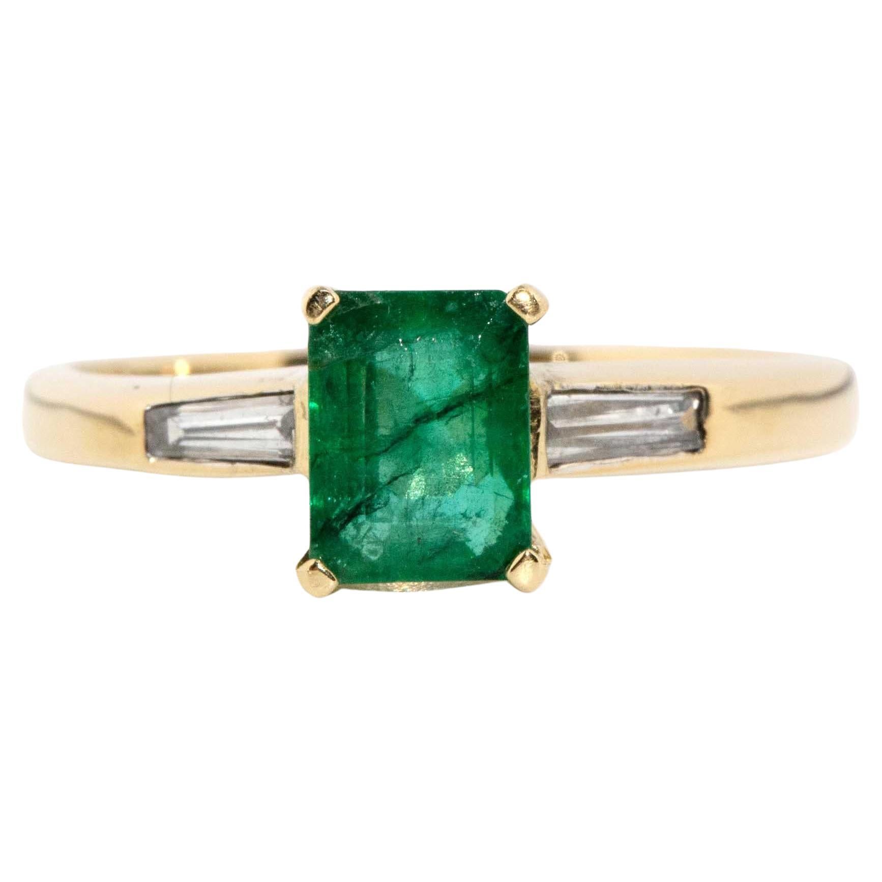 Vintage Circa 1990s 1.04 Carat Emerald & Diamond Trilogy Ring 18 Carat Gold For Sale