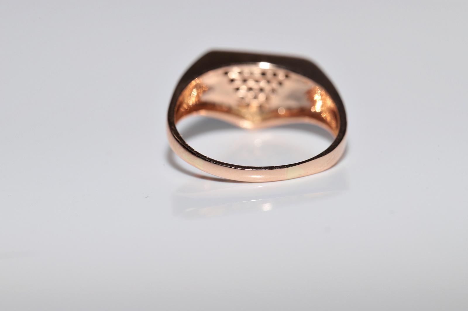 Anillo Vintage Circa 1990s Oro 14k Decorado con Diamantes Negros Naturales en venta 4