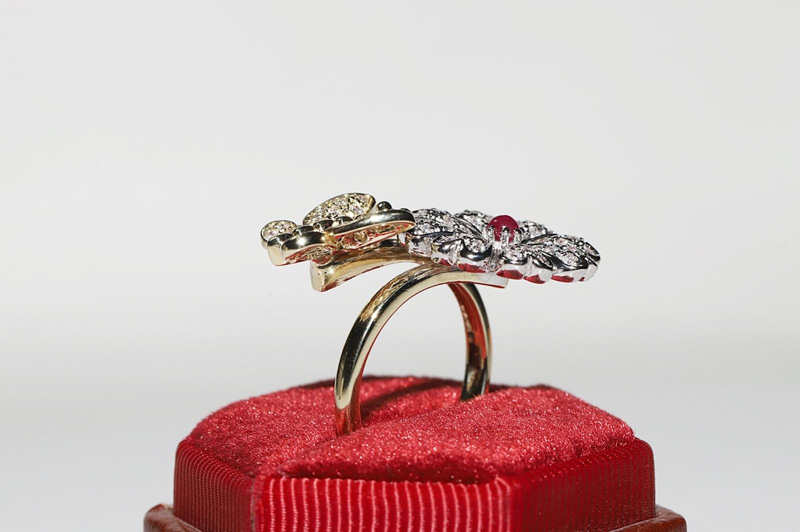 Vintage Circa 1990er Jahre 14k Gold Natürlicher Diamant und Cabochon Rubin Dekorierter Ring im Angebot 7