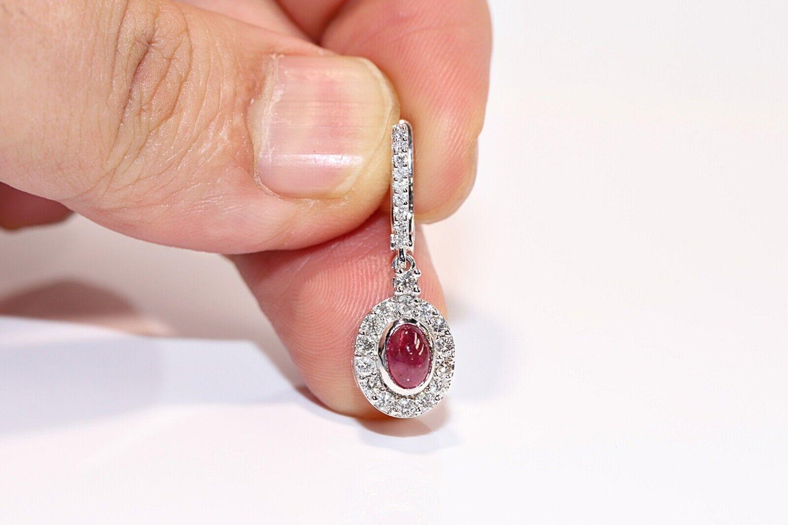 Vintage Circa 1990s 14k Gold Natural Diamond And Cabochon Ruby Drop Earring  For Sale 1