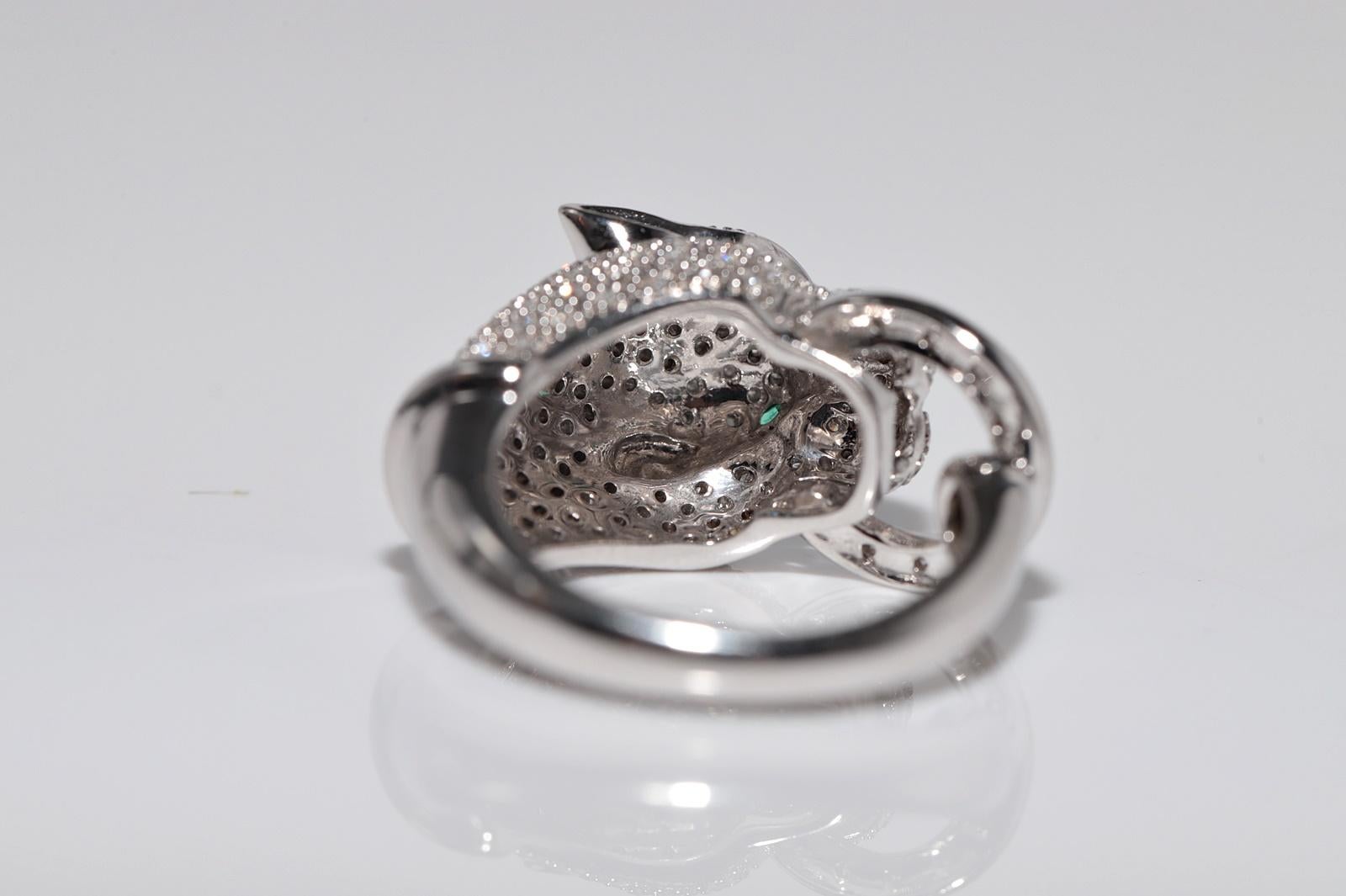Women's Vintage Circa 1990s 14k Gold Natural Diamond And Emerald Tiger Desing Ring For Sale