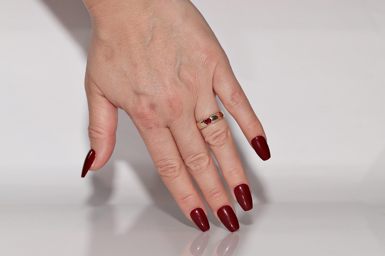 Vintage CIRCA 1990er Jahre 14k Gold  Naturdiamant und Saphir im Ovalschliff Bandring im Angebot 6