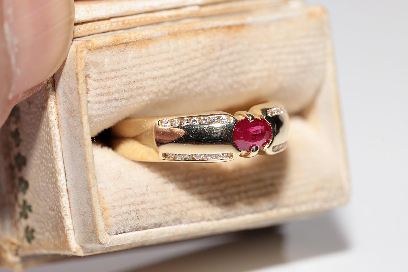 Vintage CIRCA 1990er Jahre 14k Gold  Naturdiamant und Saphir im Ovalschliff Bandring (Retro) im Angebot