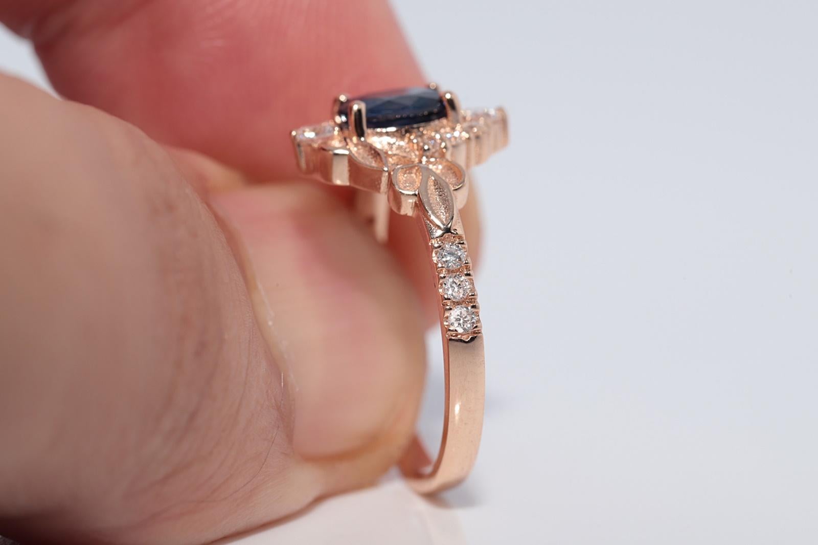 Vintage CIRCA 1990er Jahre 14k Gold Naturdiamant und Oval Cut Saphir Navette Ring im Angebot 5