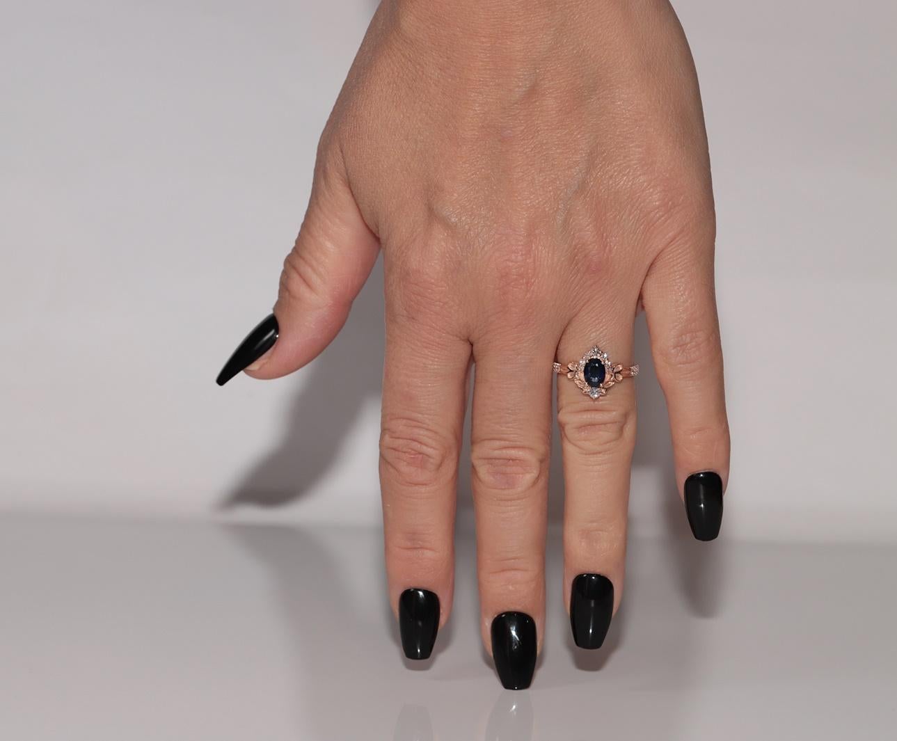 Vintage CIRCA 1990er Jahre 14k Gold Naturdiamant und Oval Cut Saphir Navette Ring im Angebot 9