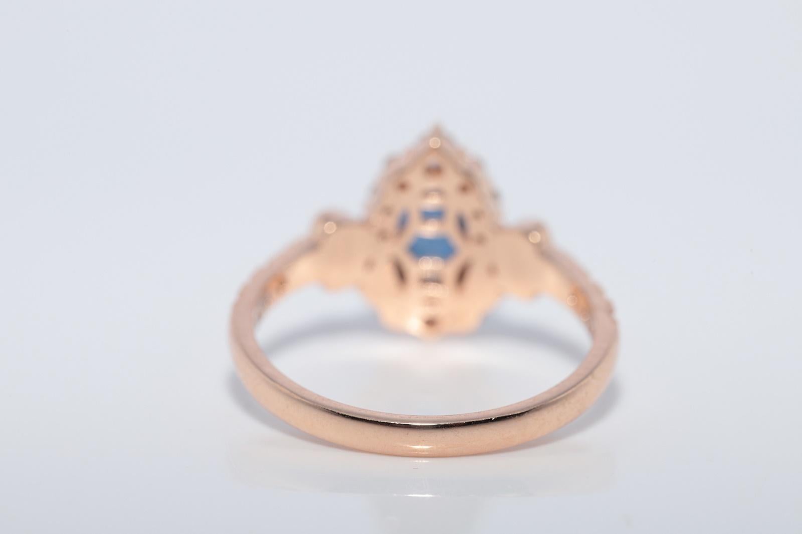 Vintage CIRCA 1990er Jahre 14k Gold Naturdiamant und Oval Cut Saphir Navette Ring im Angebot 3