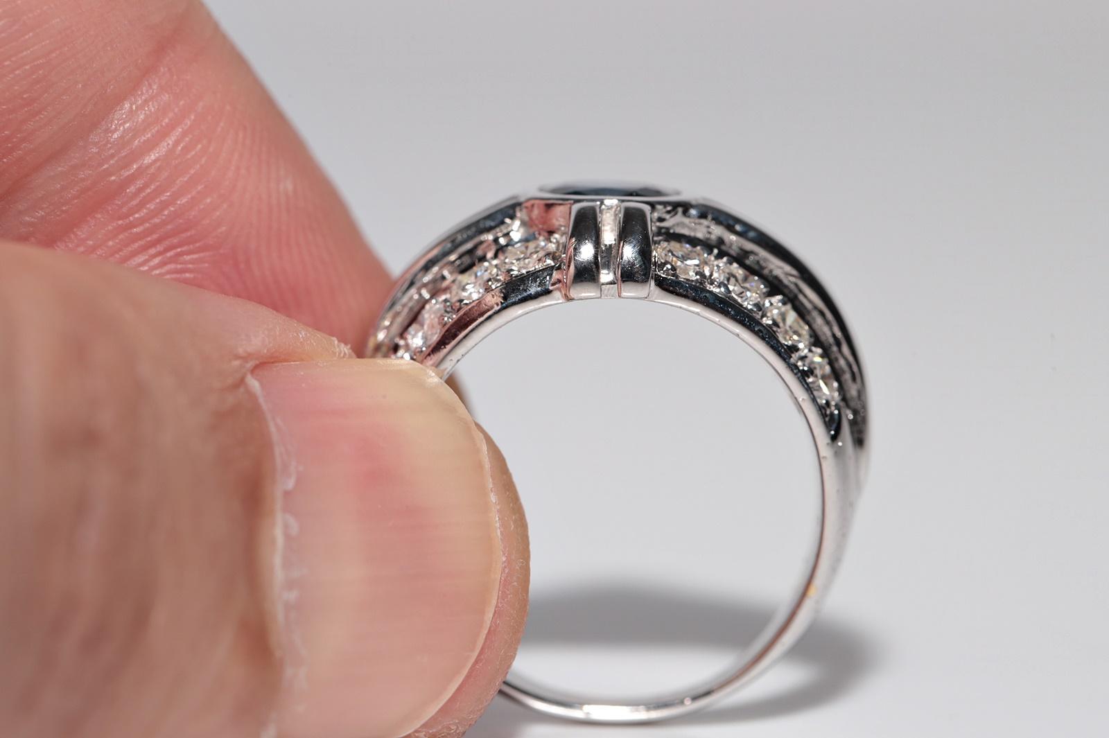 Vintage Circa 1990s 14k Gold Natural Diamond And Oval Sapphire Strong Ring im Angebot 4