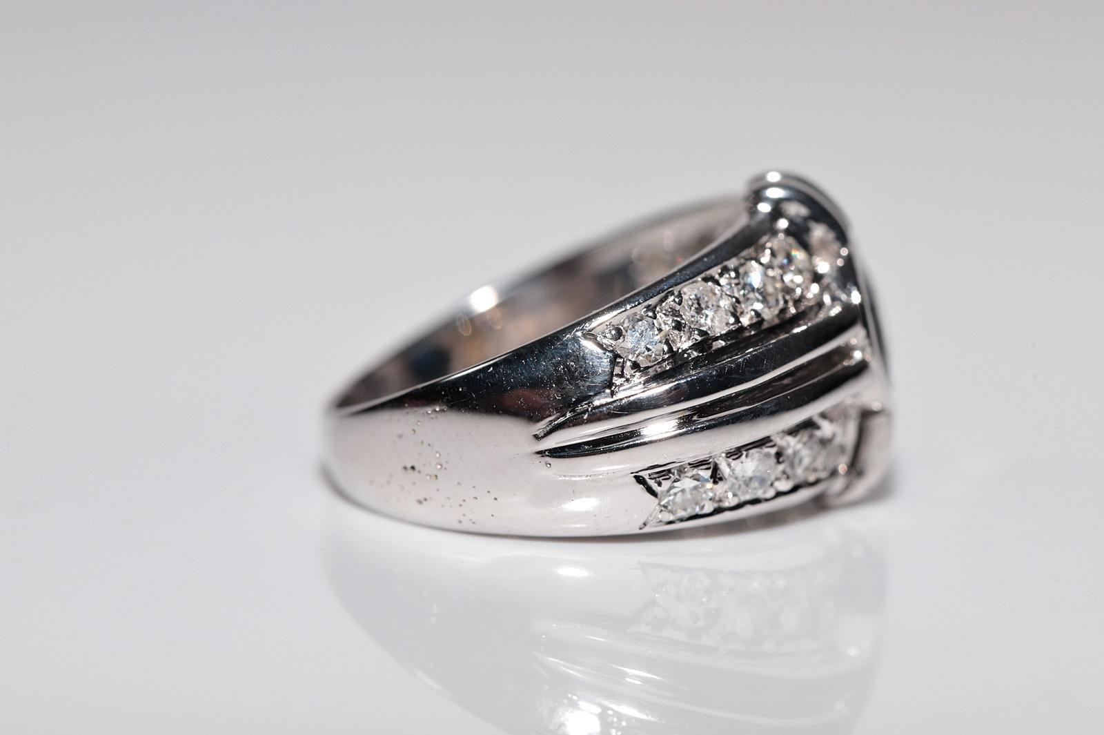 Vintage Circa 1990s 14k Gold Natural Diamond And Oval Sapphire Strong Ring Damen im Angebot