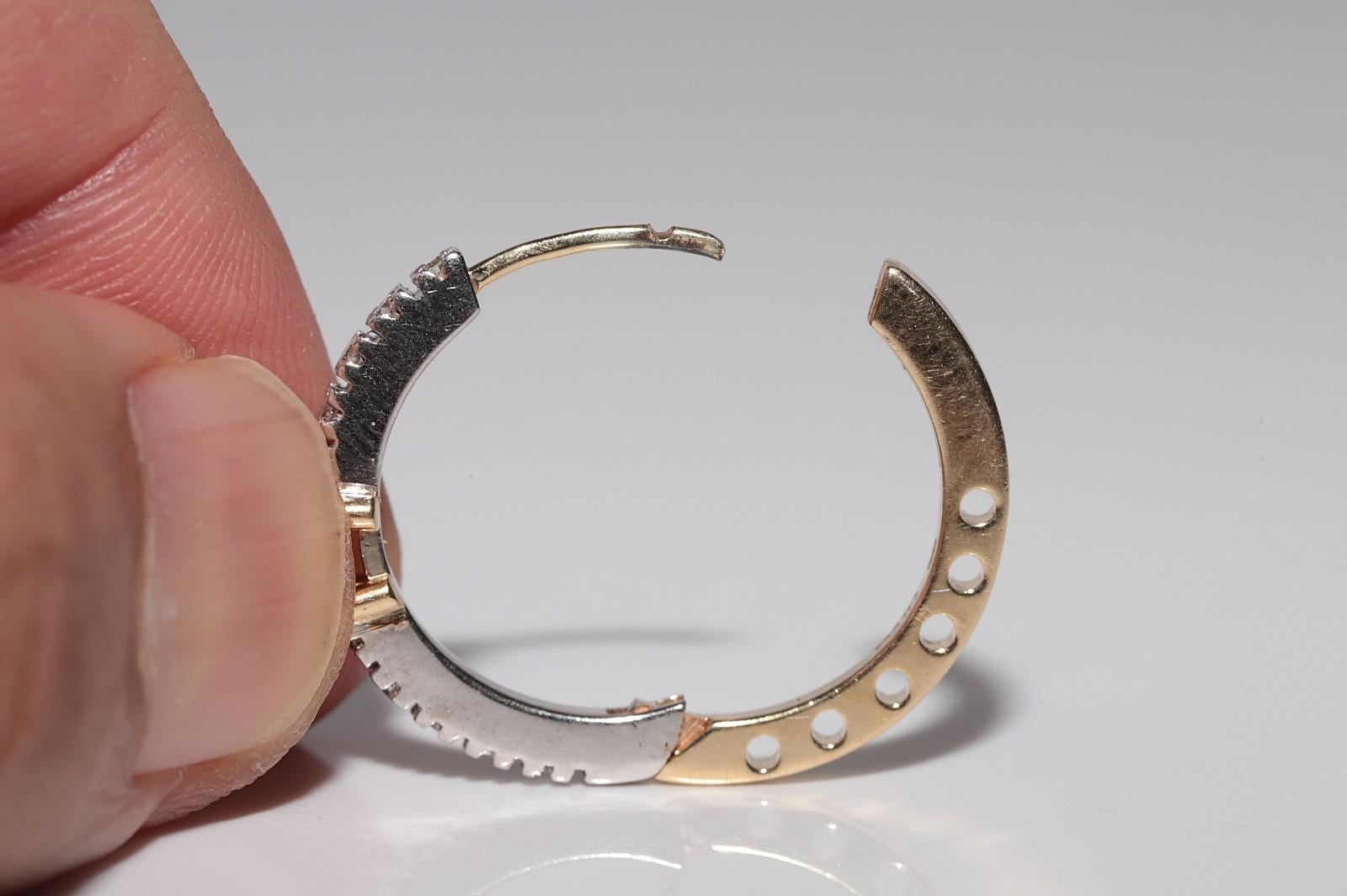 Pendiente de aro vintage circa años 90 de oro de 14k decorado con diamantes naturales y rubíes en venta 1