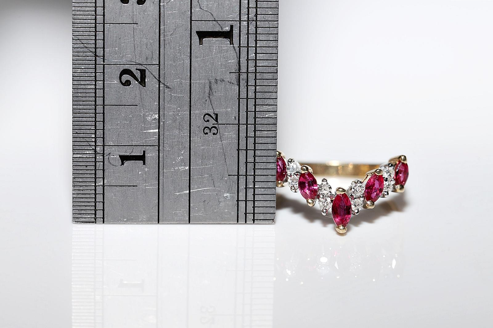  Vintage Circa 1990s 14k Gold Natural Diamond And Ruby Decorated Ring  For Sale 5