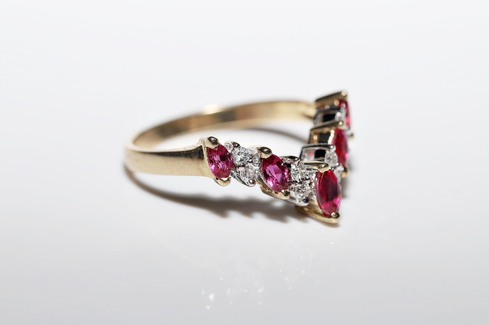  Vintage Circa 1990s 14k Gold Natural Diamond And Ruby Decorated Ring  For Sale 1