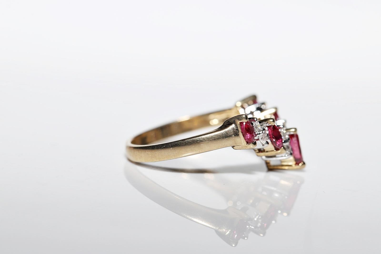  Vintage Circa 1990s 14k Gold Natural Diamond And Ruby Decorated Ring  For Sale 2
