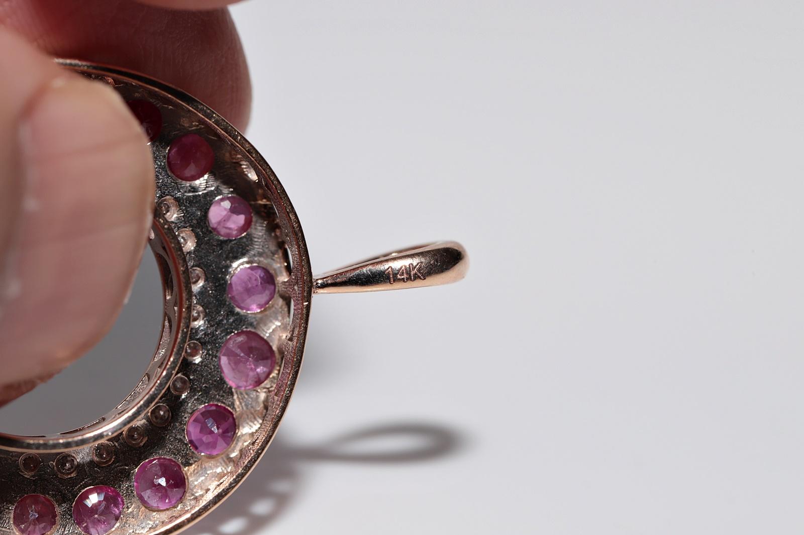 Colgante vintage circa años 90 de oro de 14k con diamante natural y rubí en forma de herradura 5