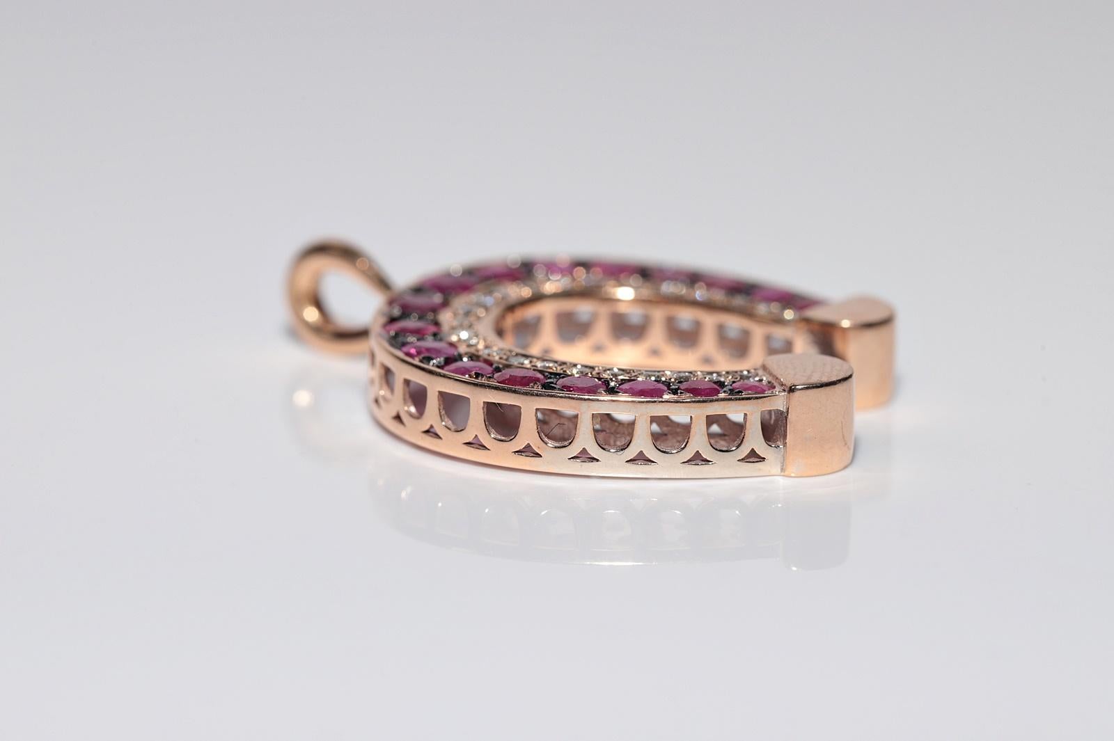 Colgante vintage circa años 90 de oro de 14k con diamante natural y rubí en forma de herradura en Bueno Estado en Fatih/İstanbul, 34