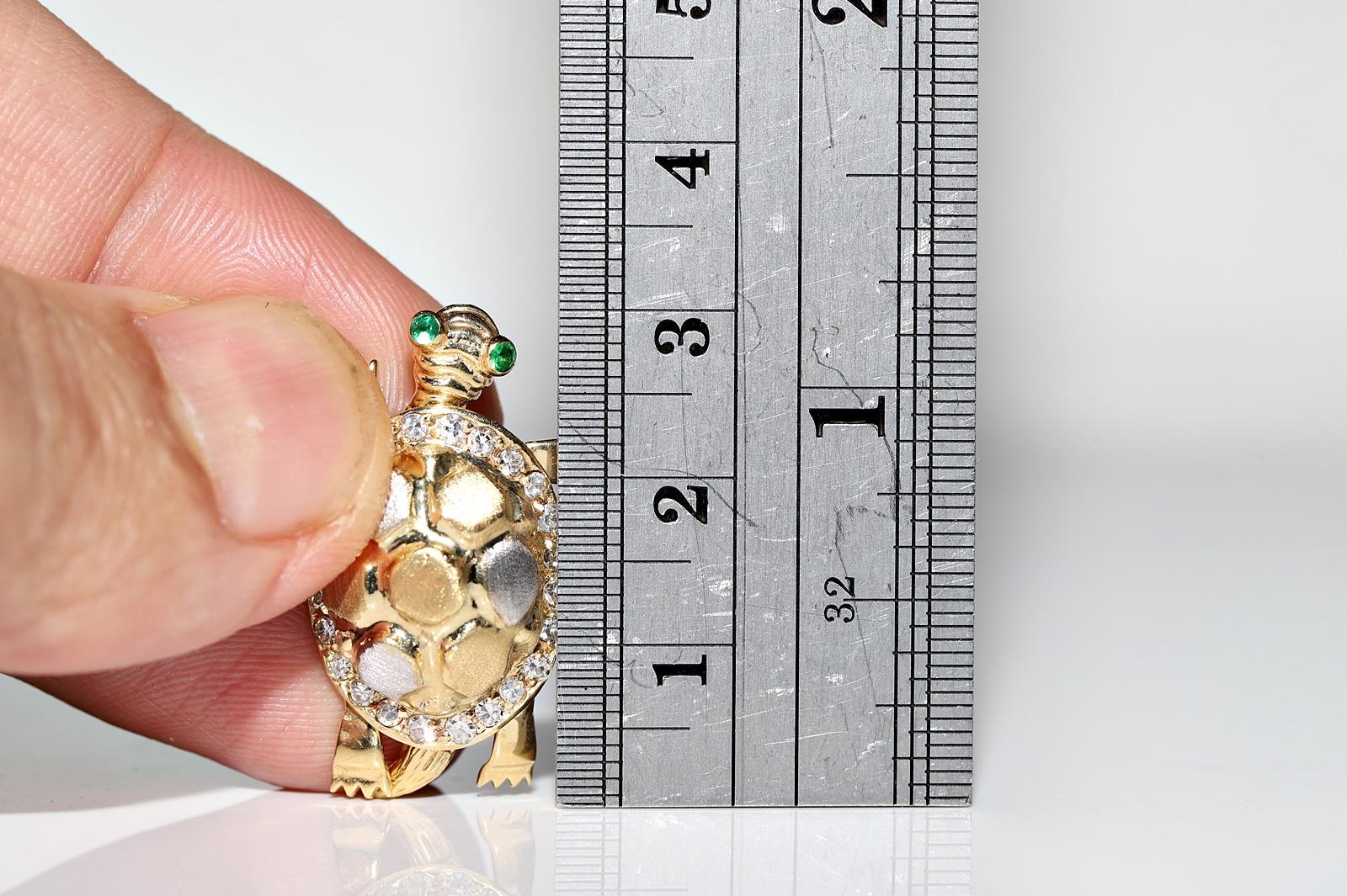 Vintage Circa 1990er Jahre 14k Gold natürlicher Diamant und Schildkrötendekor-Anhänger (Retro) im Angebot