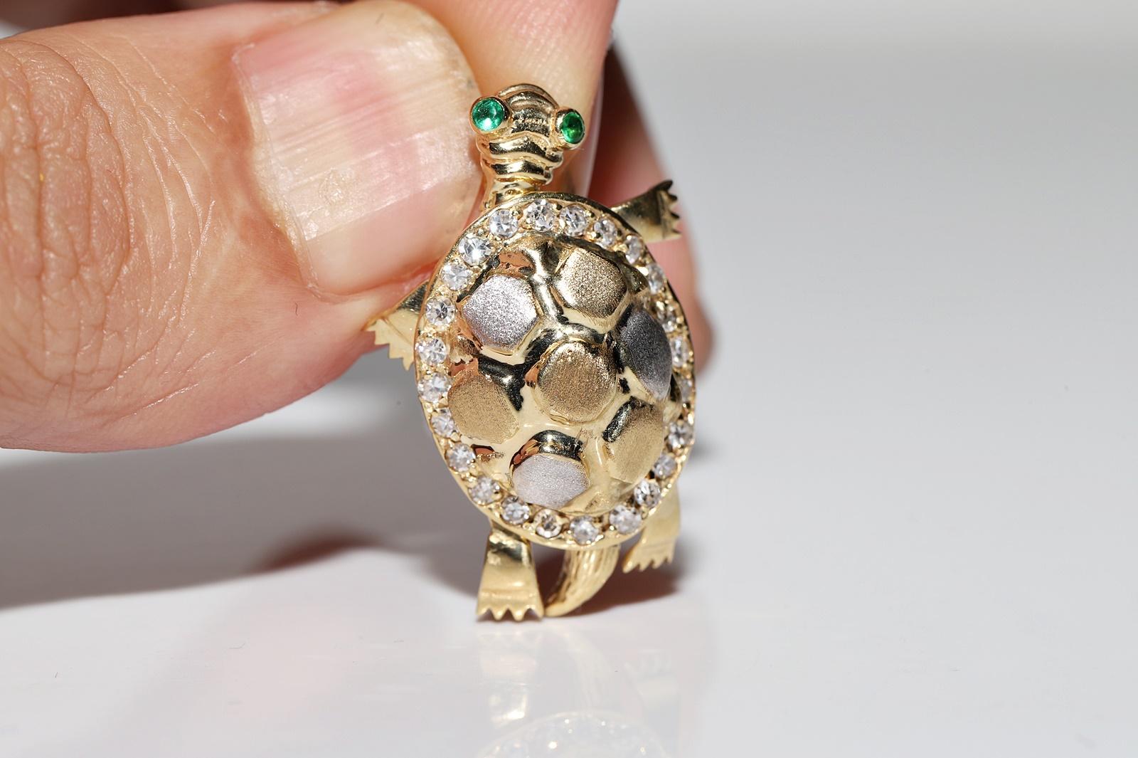 Women's or Men's Vintage Circa 1990s 14k Gold Natural Diamond And Turtle Decorated Pendant  For Sale