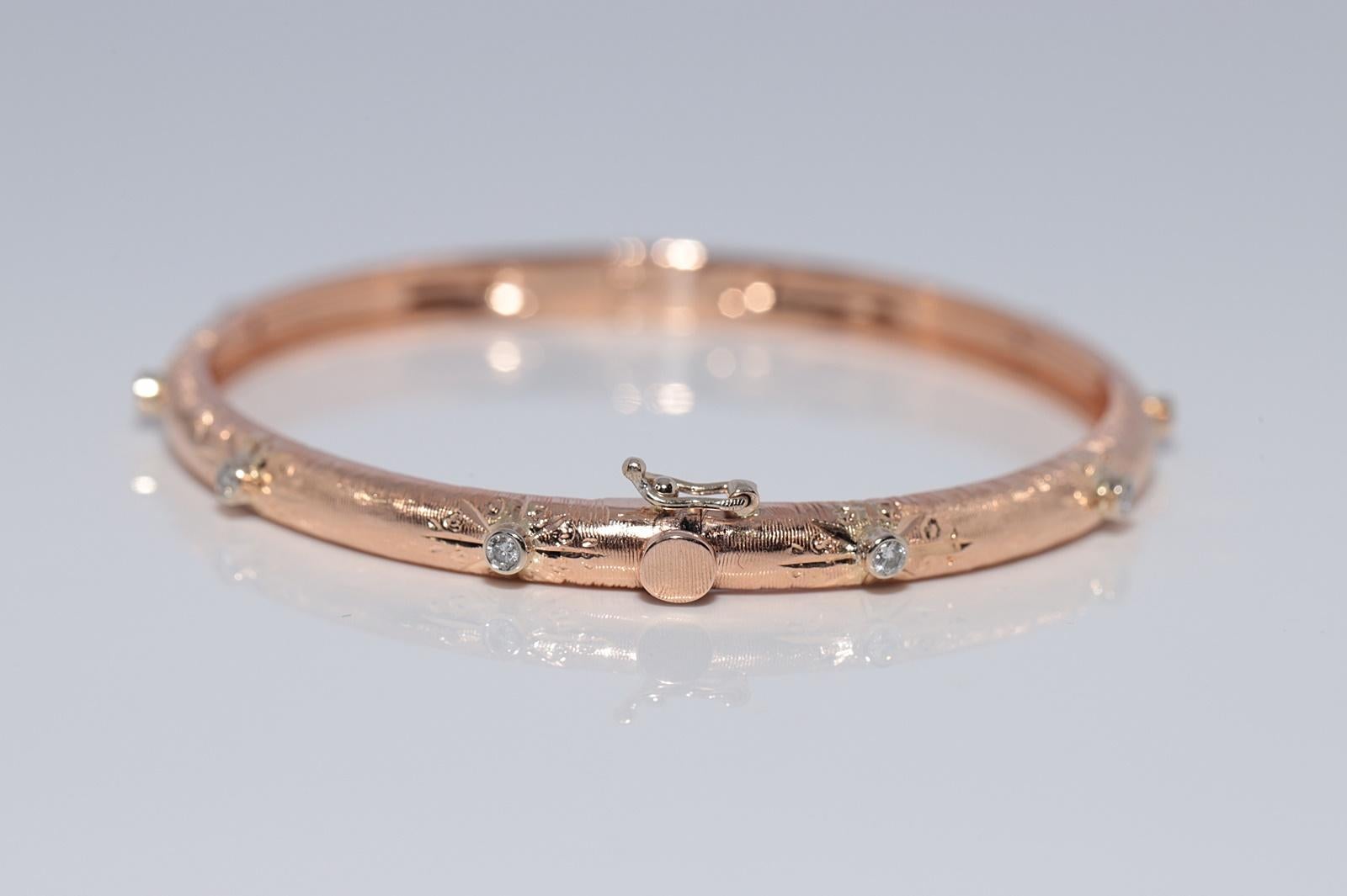 Vintage CIRCA 1990er Jahre 14k Gold natürlichen Diamanten verziert Armreif Armband im Angebot 5