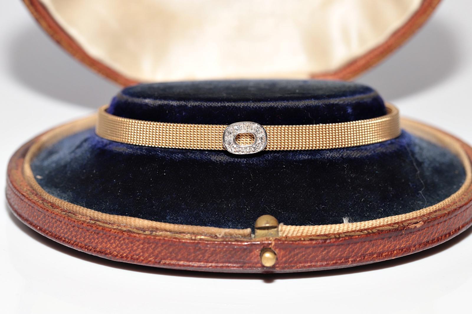 Vintage Circa 1990er Jahre 14k Gold Natürliches Diamant-Dekoriertes Vintage-Armband im Angebot 1
