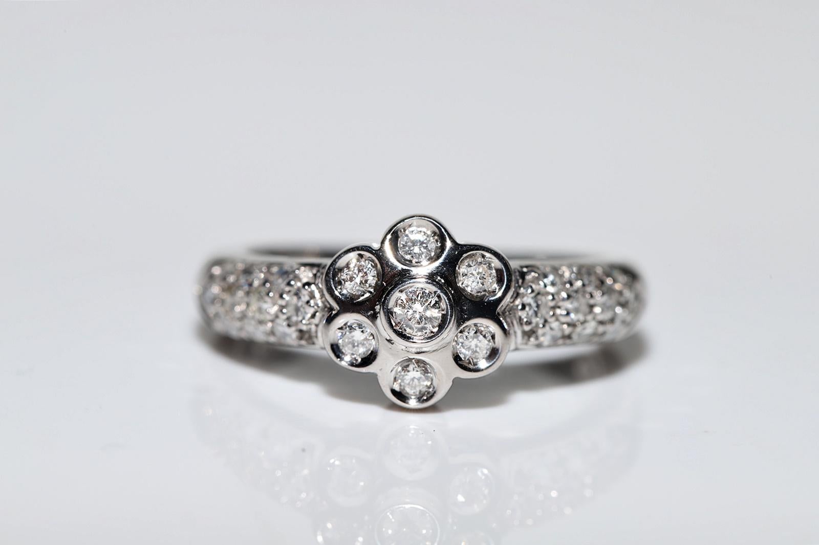 Vintage Circa 1990er Jahre 14k Gold Natürlicher Diamant Dekorierter Cocktail-Ring (Brillantschliff) im Angebot
