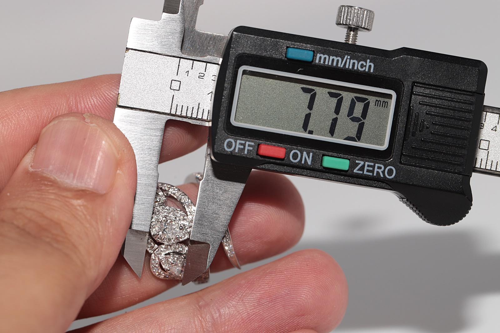 Vintage CIRCA 1990s 14k Gold Natürlicher Diamant Verziert Efeu Design Ring im Angebot 9