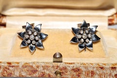 Pendiente Vintage Circa 1990s Oro 14k Decorado con Diamantes Naturales Estilo Hoja