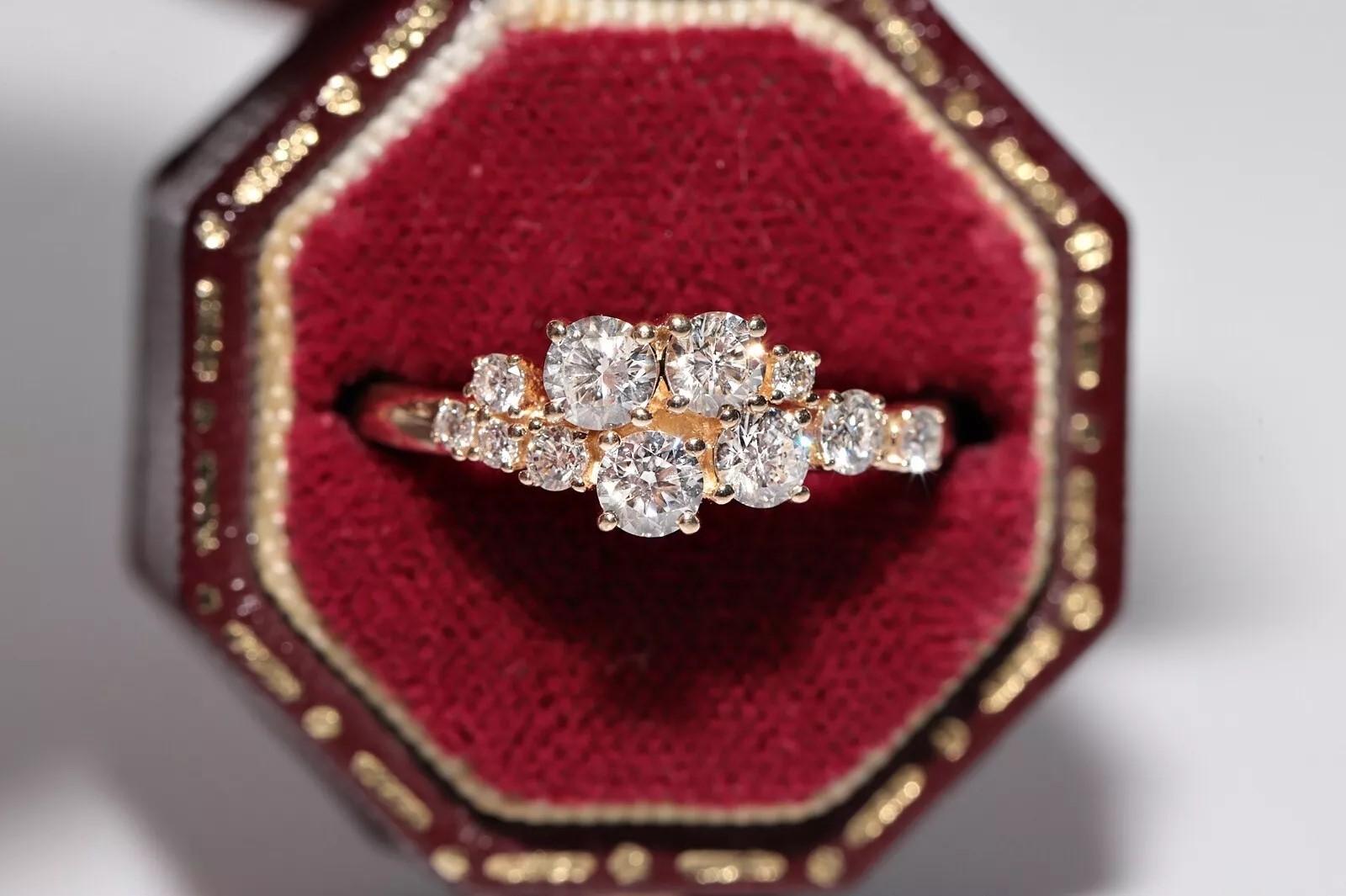Anillo Bonito Decorado con Diamantes Naturales de Oro de 14k de Nueva Fabricación en venta 1