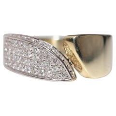 Vintage Circa 1990 Bague en or 14k décorée de diamants naturels