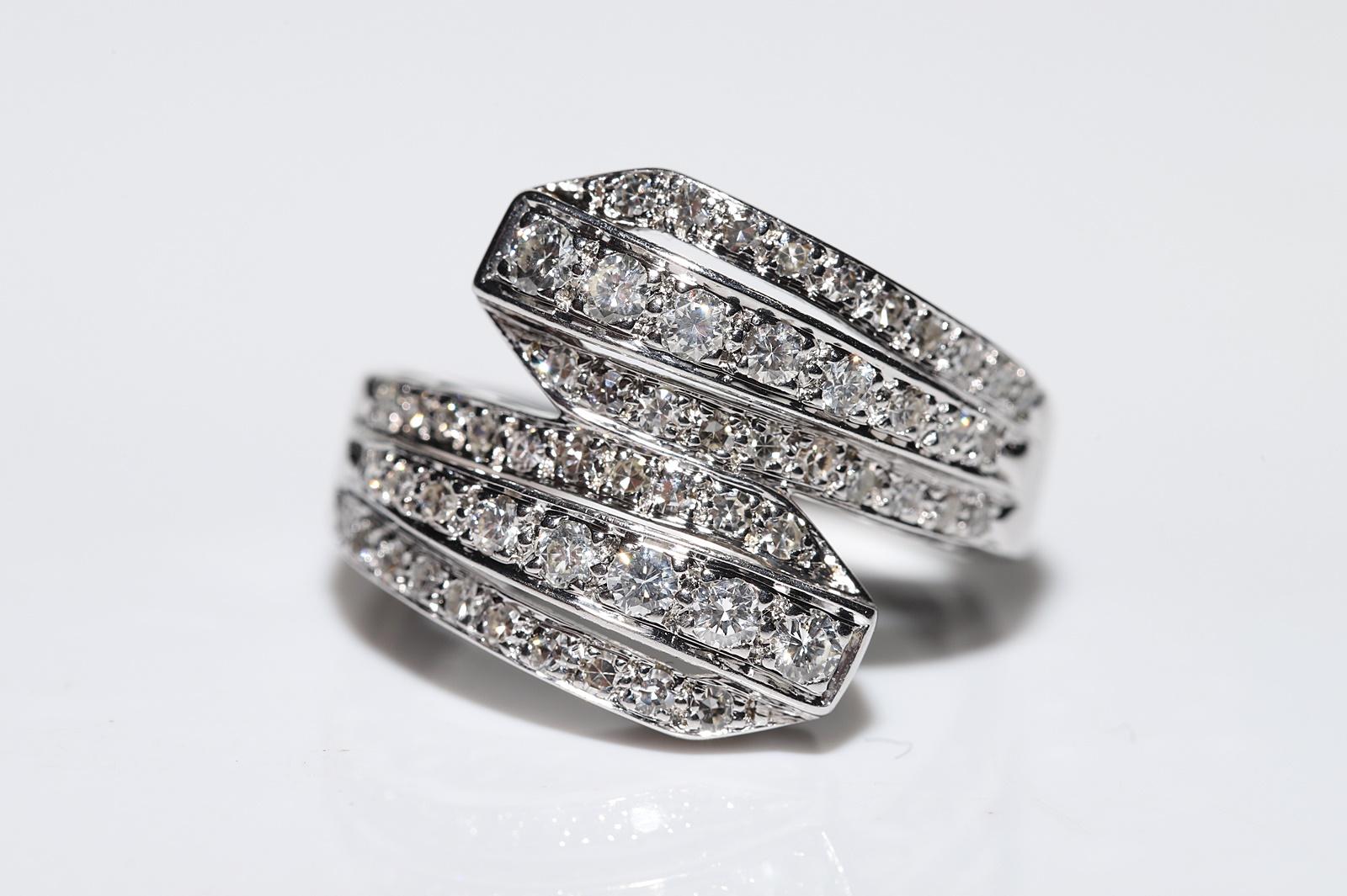Vintage Circa 1990er Jahre 14k Gold Natürlicher Diamant Dekorierter Schlangenstil Ring  Damen im Angebot