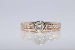 Vintage Circa 1990 Bague en or 14k décorée de diamants naturels