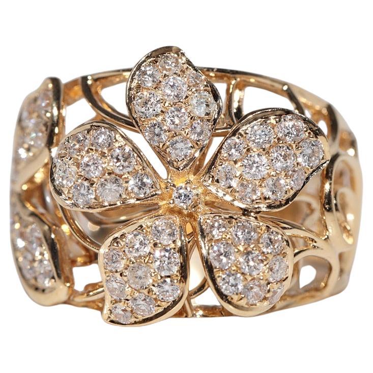Vintage Circa 1990s 14k Gold Natural Diamond Flowers Design Ring For Sale