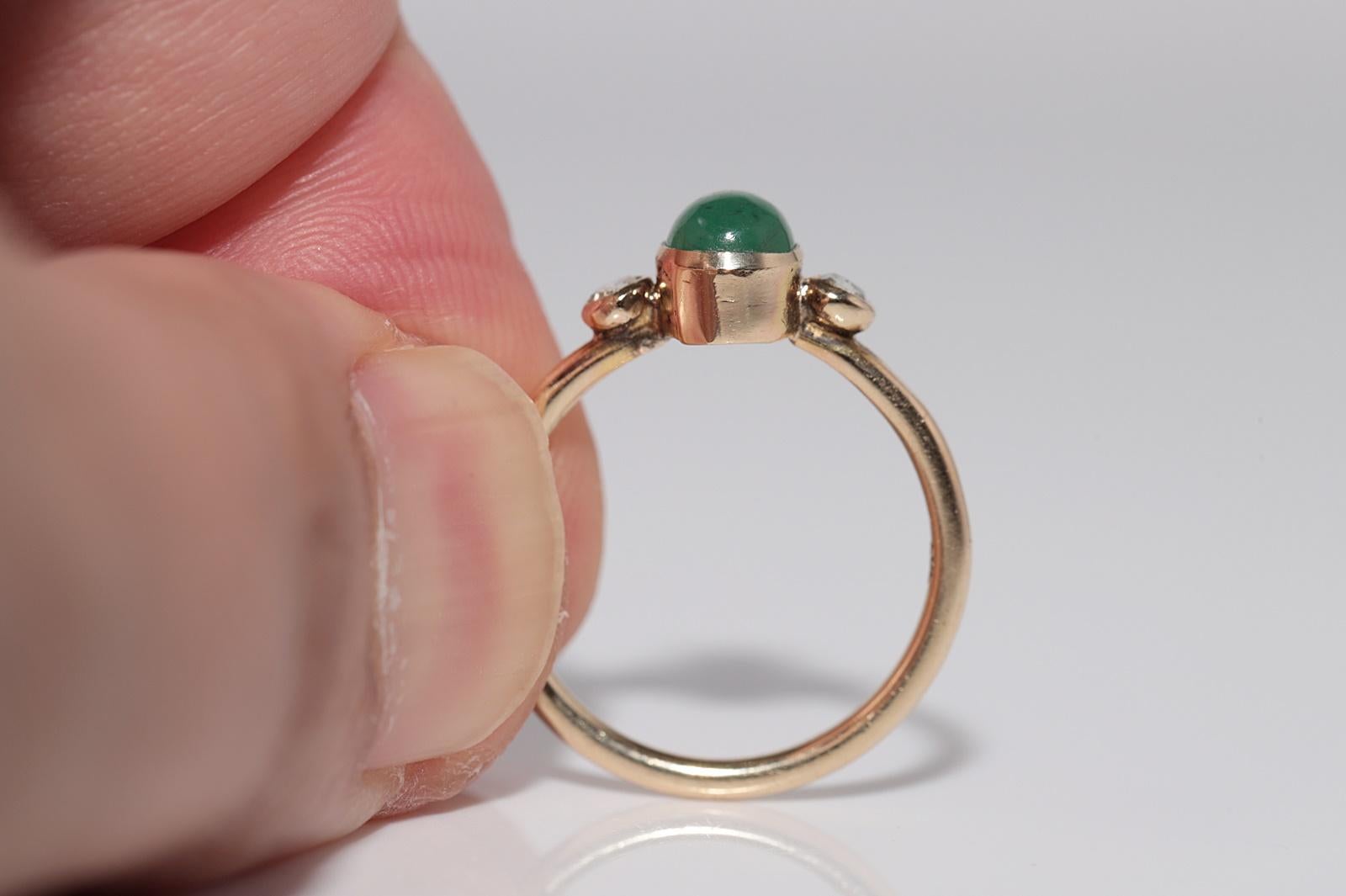 Vintage Circa 1990er Jahre 14k Gold natürlicher Diamant im Rosenschliff und Cabochon-Smaragdring im Angebot 4