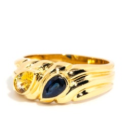 Vintage Circa 1990s 18 Carat Gold Yellow and Blue Teardrop Sapphire Grooved Band