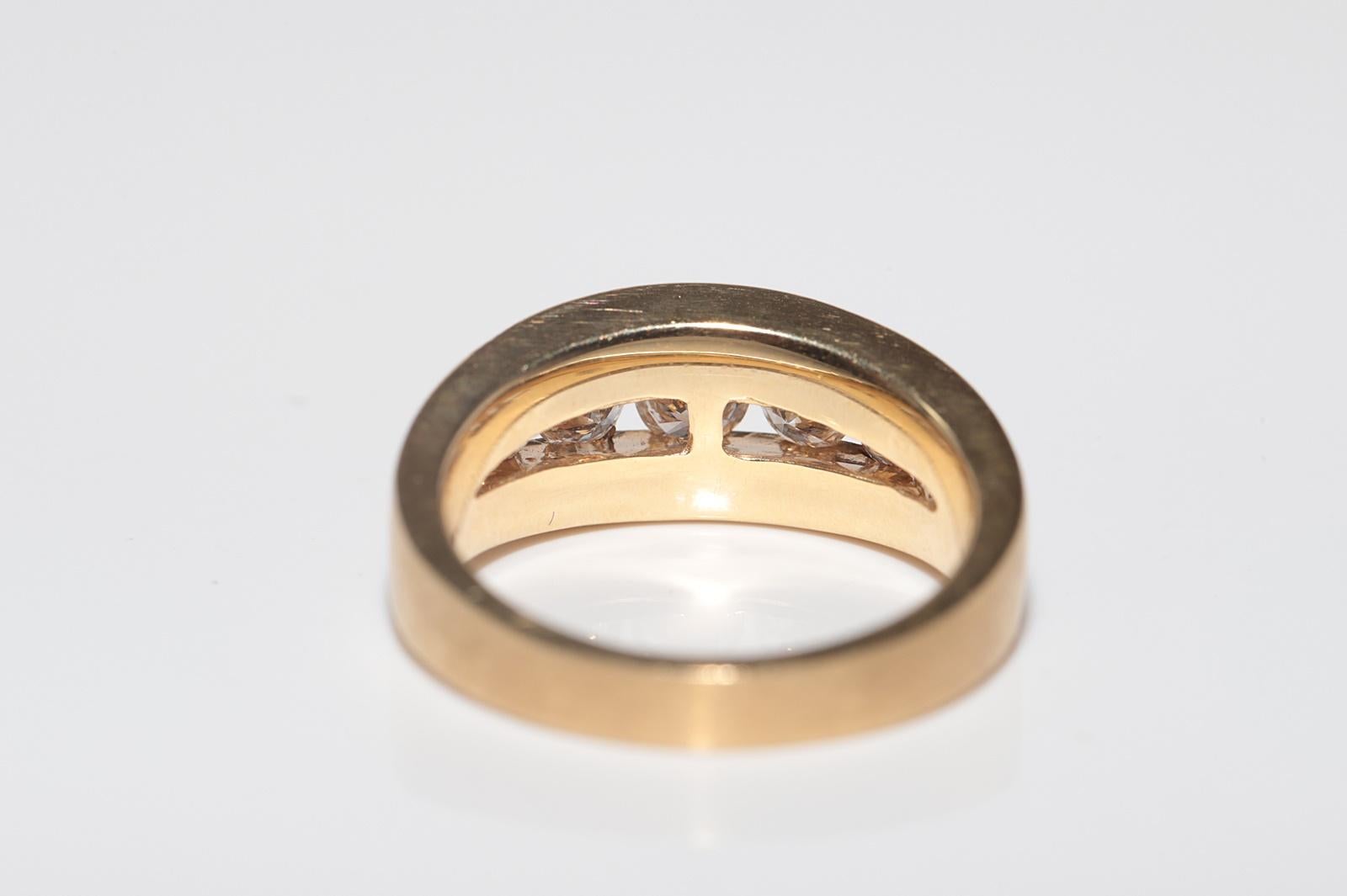 Anello d'oro 18 carati d'epoca, circa anni '90, con diamanti naturali decorati e lavorati a mano in vendita 5