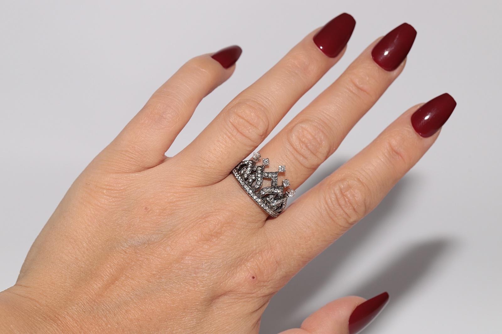 Vintage Circa 1990s 18k Gold Handcrafted Natural Diamond Decorated Crown Ring For Sale 6