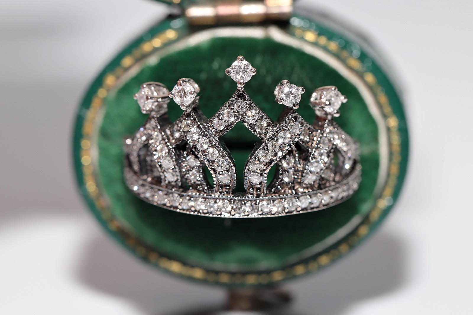 In very good condition.
Total weight is 5.4 grams.
Totally is diamond 1.15 ct.
The diamond is has H color and vs-s1-s2 clarity.
Ring size is US 9.75 
We can make any size.
Box is not included.
Please contact for any questions.