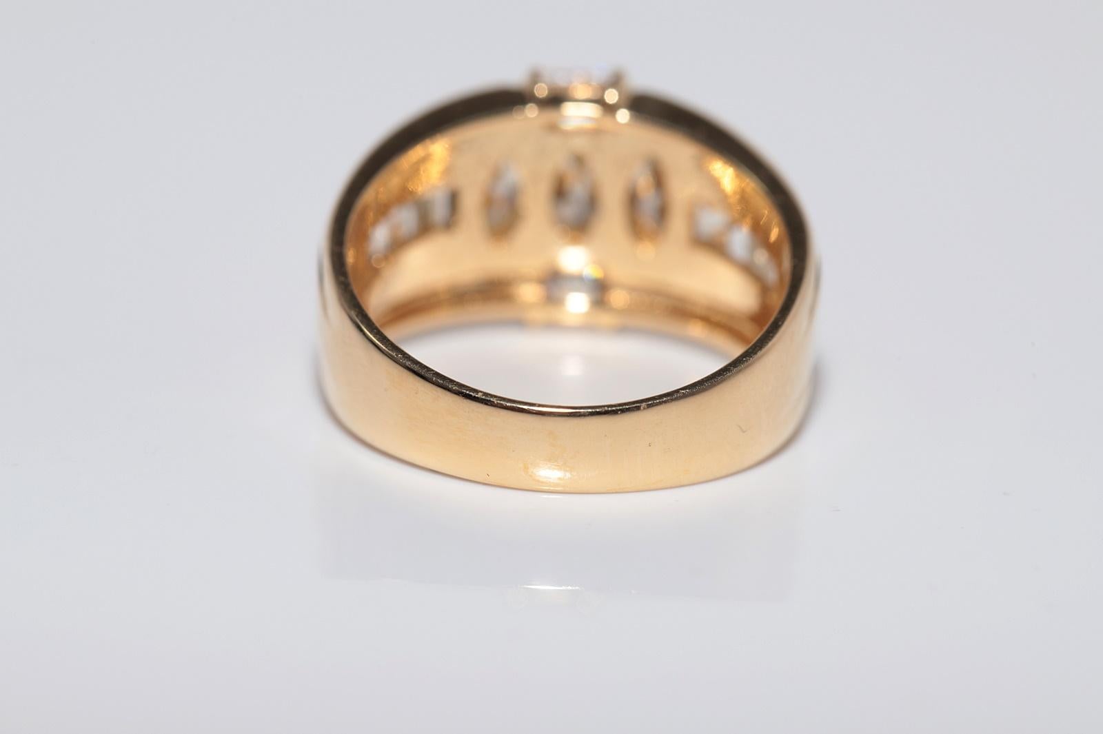 Vintage Circa 1990er Jahre Diamantring aus 18 Karat Gold mit Marquise-Schliff und Baguette-Schliff im Angebot 3