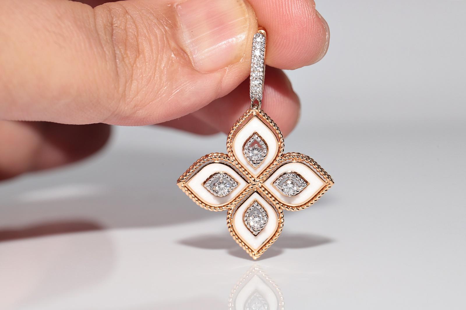 Pendiente de gota vintage circa años 90 de oro de 18 quilates decorado con esmalte natural Corte brillante en venta