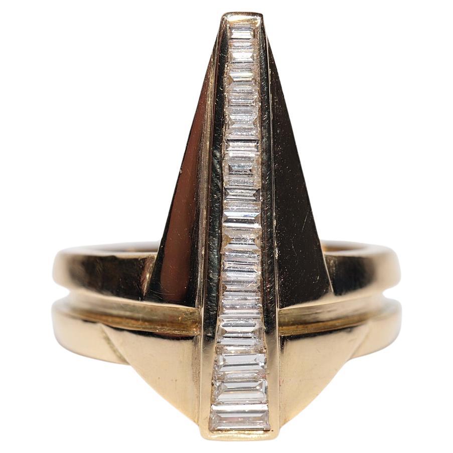 Vintage Circa 1990s 18k Gold Natural Baguette Cut Diamond Strong Tank Ring