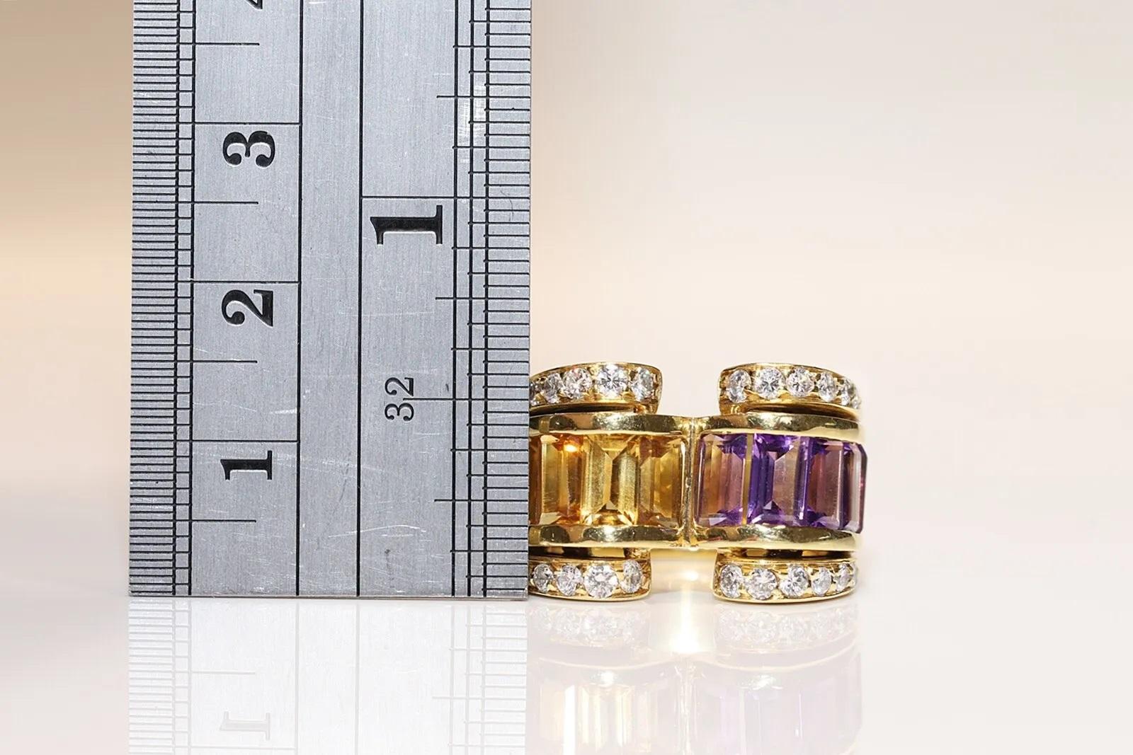 En muy buen estado.
El peso total es de 17,8 gramos.
Totalmente es diamante de unos 0,65 quilates.
El diamante es de color F-G y claridad vs-vvs.
Totalmente  es un topacio de unos 2,50 quilates.
Totalmente de amatista  2,50 quilates.
La talla del