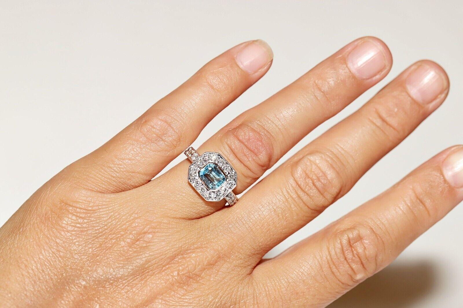 Vintage CIRCA 1990er Jahre 18k Gold Natürliche Diamant und Aquamarin dekoriert Ring im Angebot 4