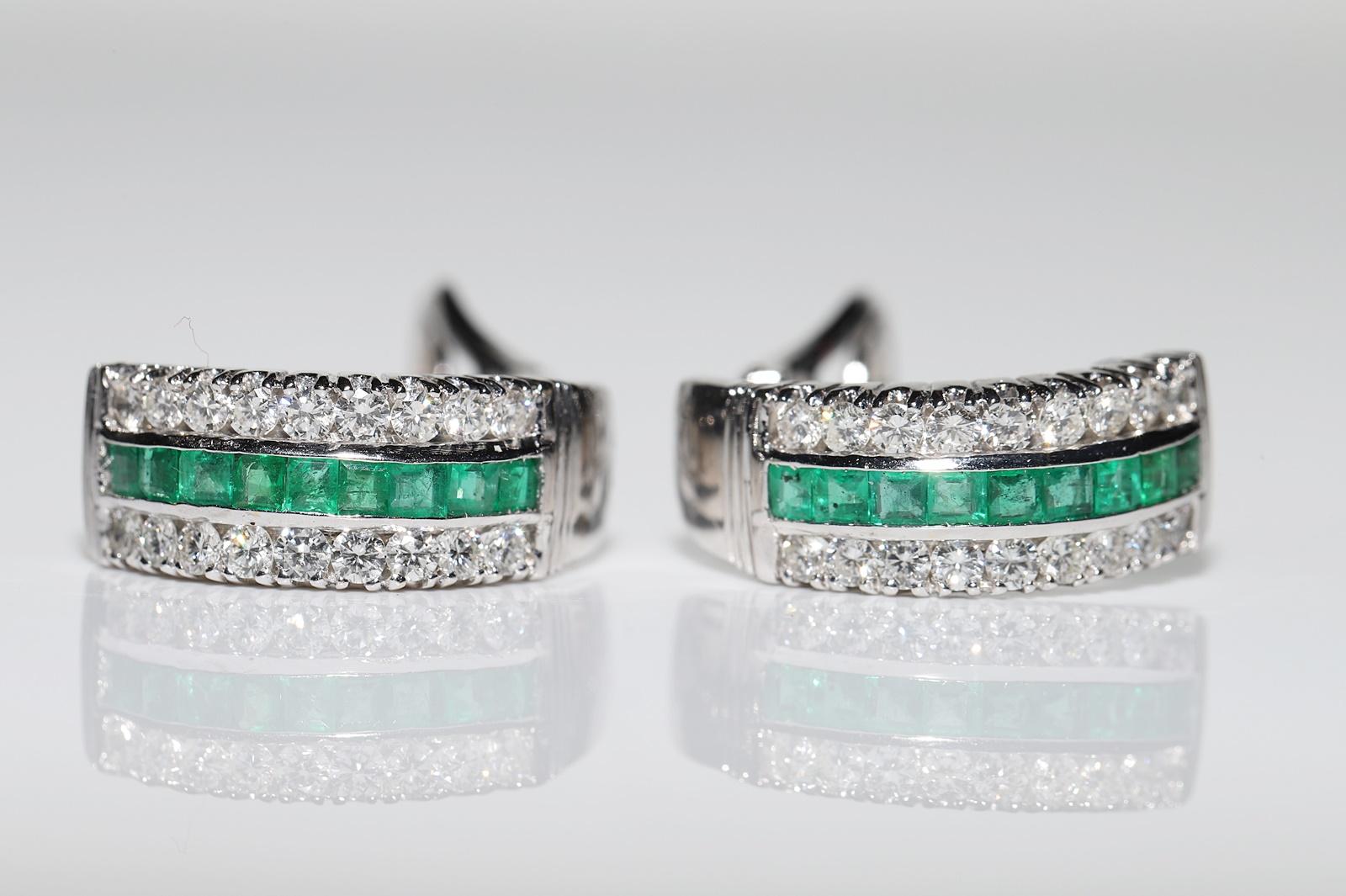 In very good condition.
Total weight is 9.6 grams.
Totally is diamond 1.40 ct.
The diamond is has G-H color and vvs-vs clarity.
Totally is emerald 1.20 ct.
Please contact for any questions.