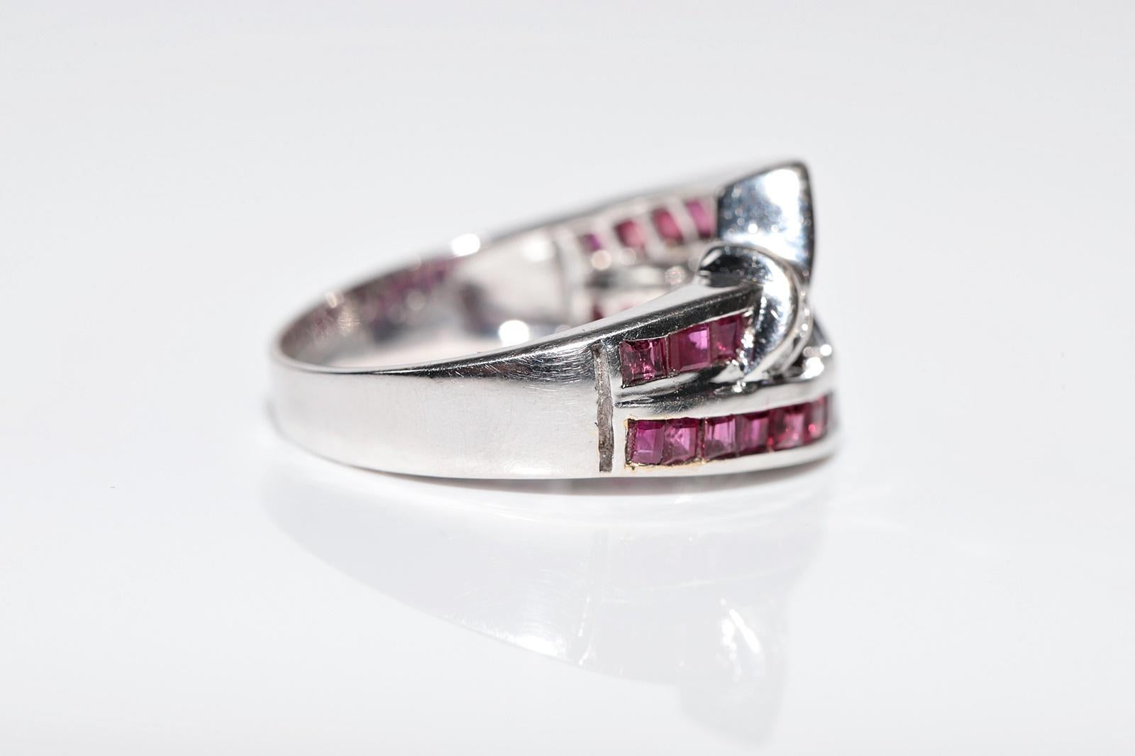 Vintage CIRCA 1990er Jahre 18k Gold Naturdiamant und Baguetteschliff Rubin Ring im Angebot 5